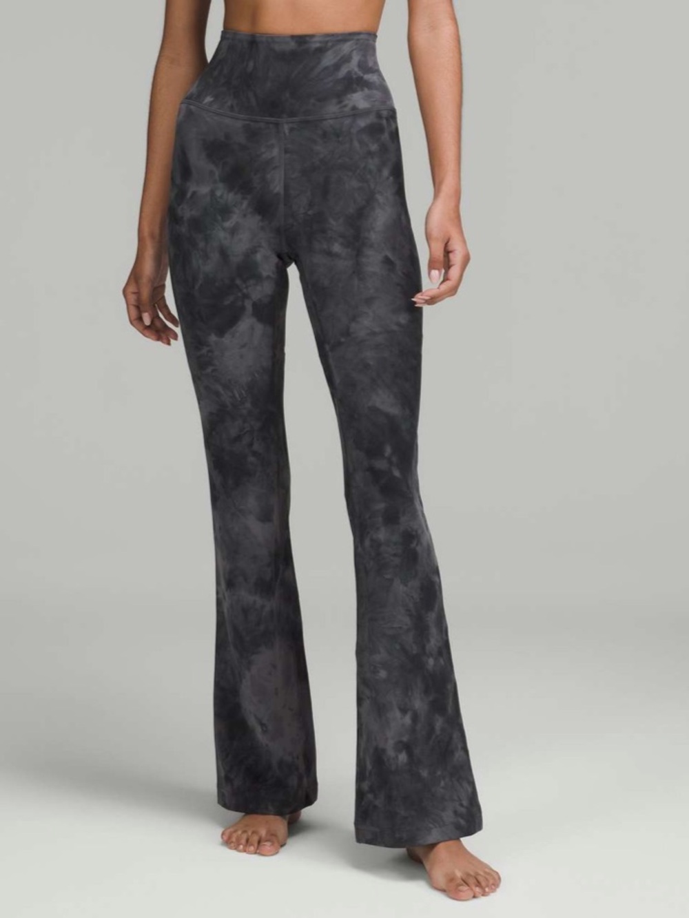 Lululemon Groove Super-High-Rise Flared Pant Nulu Diamond Dye Size 8